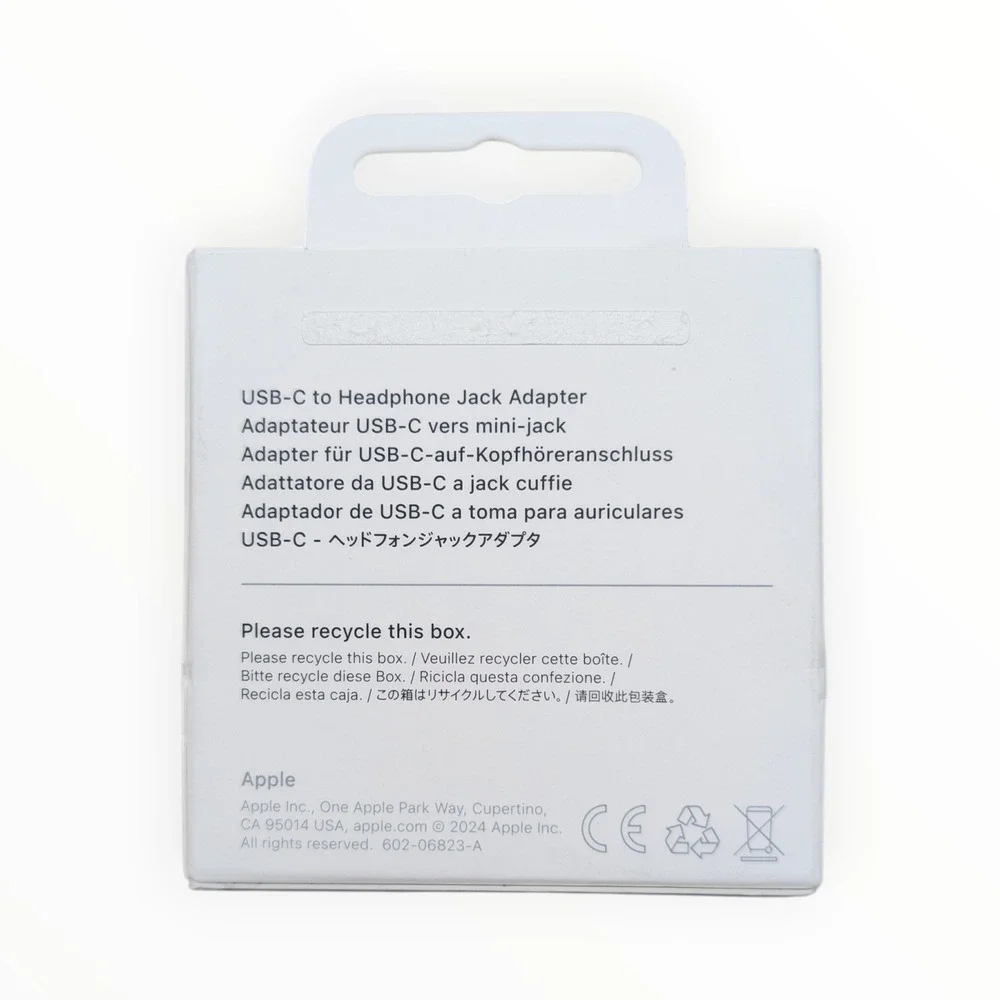 C1-Poly Apple USB-C to Headphone Jack Adapter - White (In Poly‎ Bag)